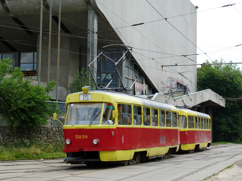 Kijev, Tatra T3SU — 5839