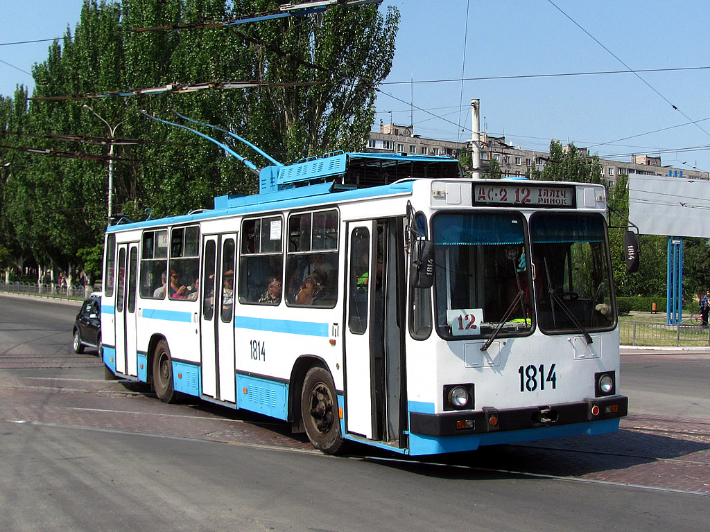 Мариуполь, ЮМЗ Т2 № 1814
