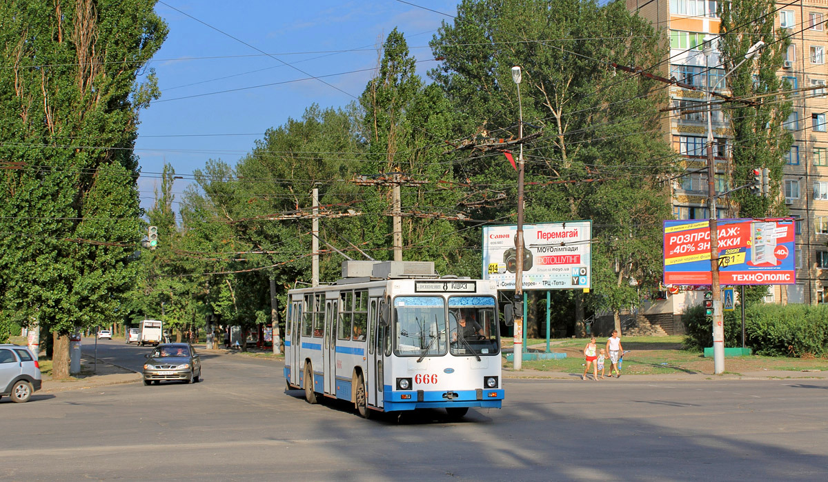 Кривой Рог, ЮМЗ Т2 мод. 7 № 666