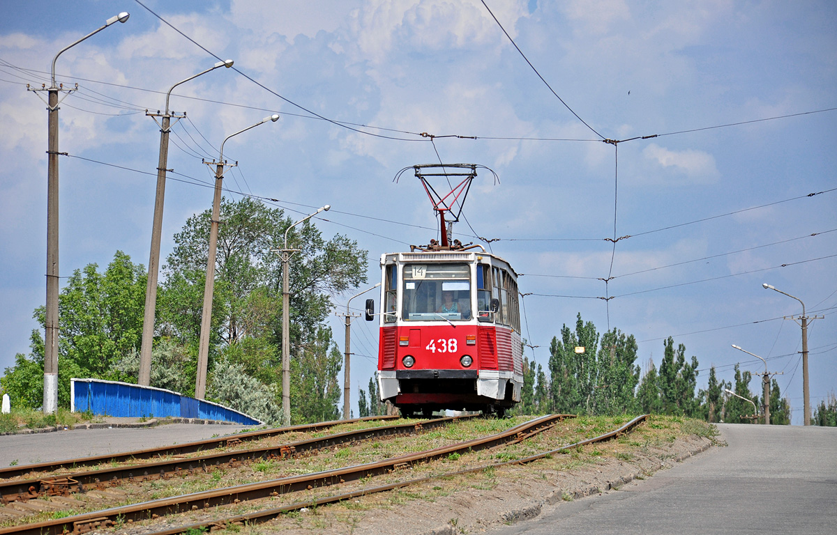 Krzywy Róg, 71-605 (KTM-5M3) Nr 438