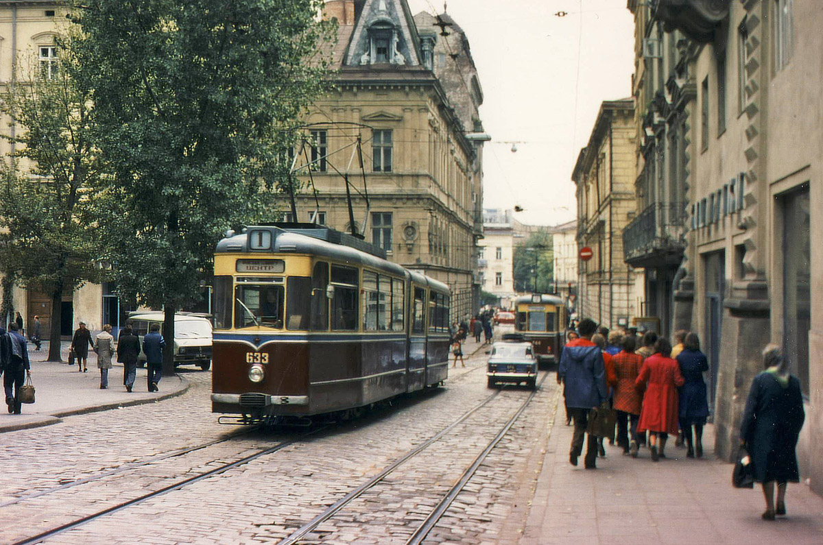 Львов, Gotha G4-61 № 633-733