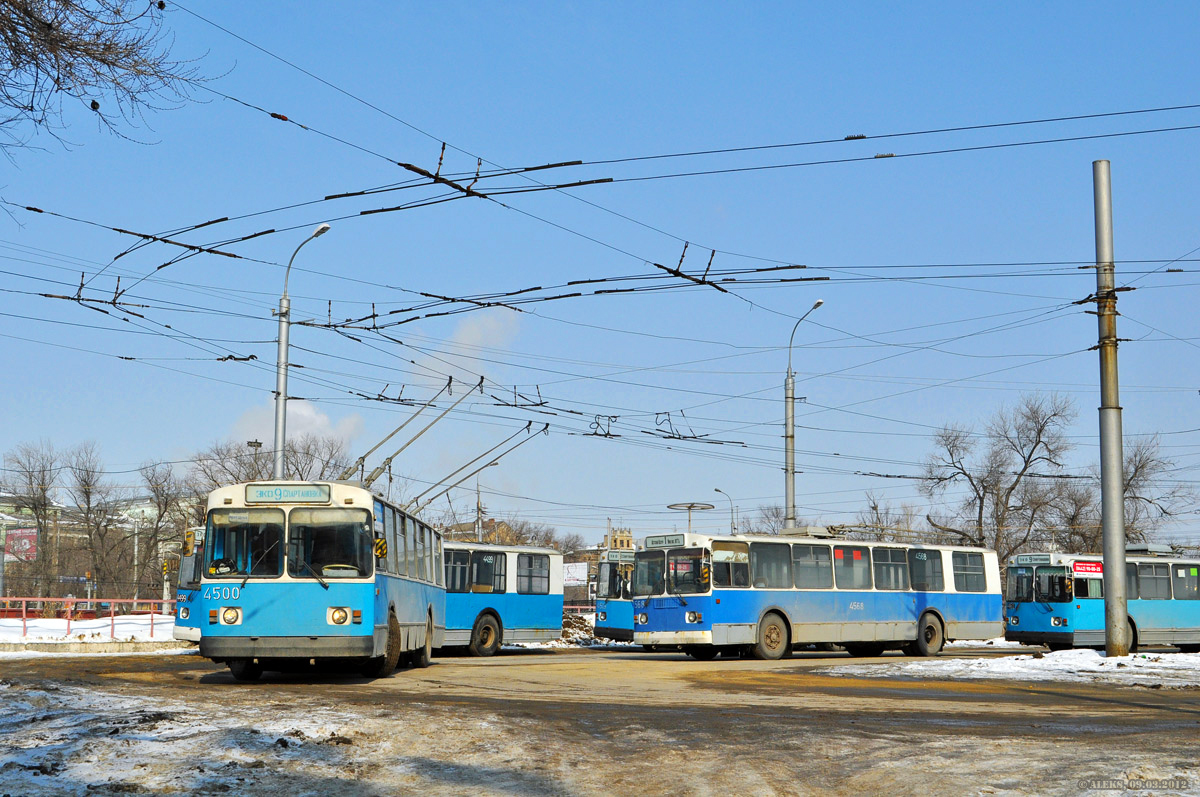 Волгоград, ЗиУ-682В [В00] № 4500; Волгоград, ЗиУ-682Г [Г00] № 4568