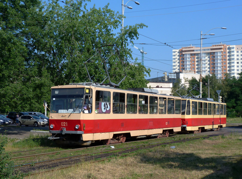Киев, Tatra T6B5SU № 021