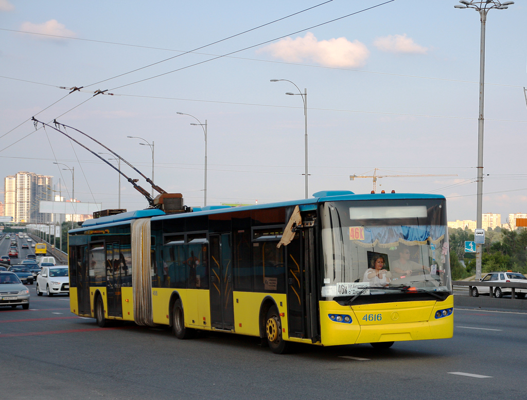 Kyjiw, LAZ E301D1 Nr. 4616