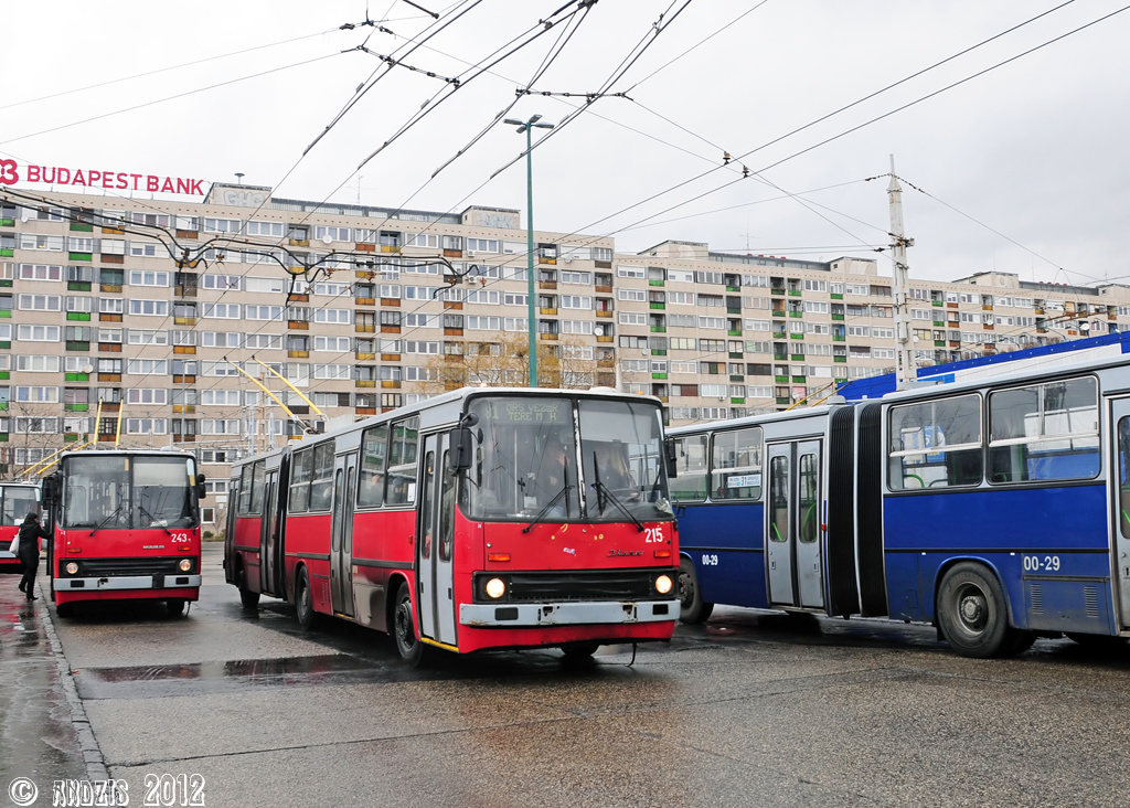 Budapeszt, Ikarus 280.94 Nr 243; Budapeszt, Ikarus 280.94 Nr 215