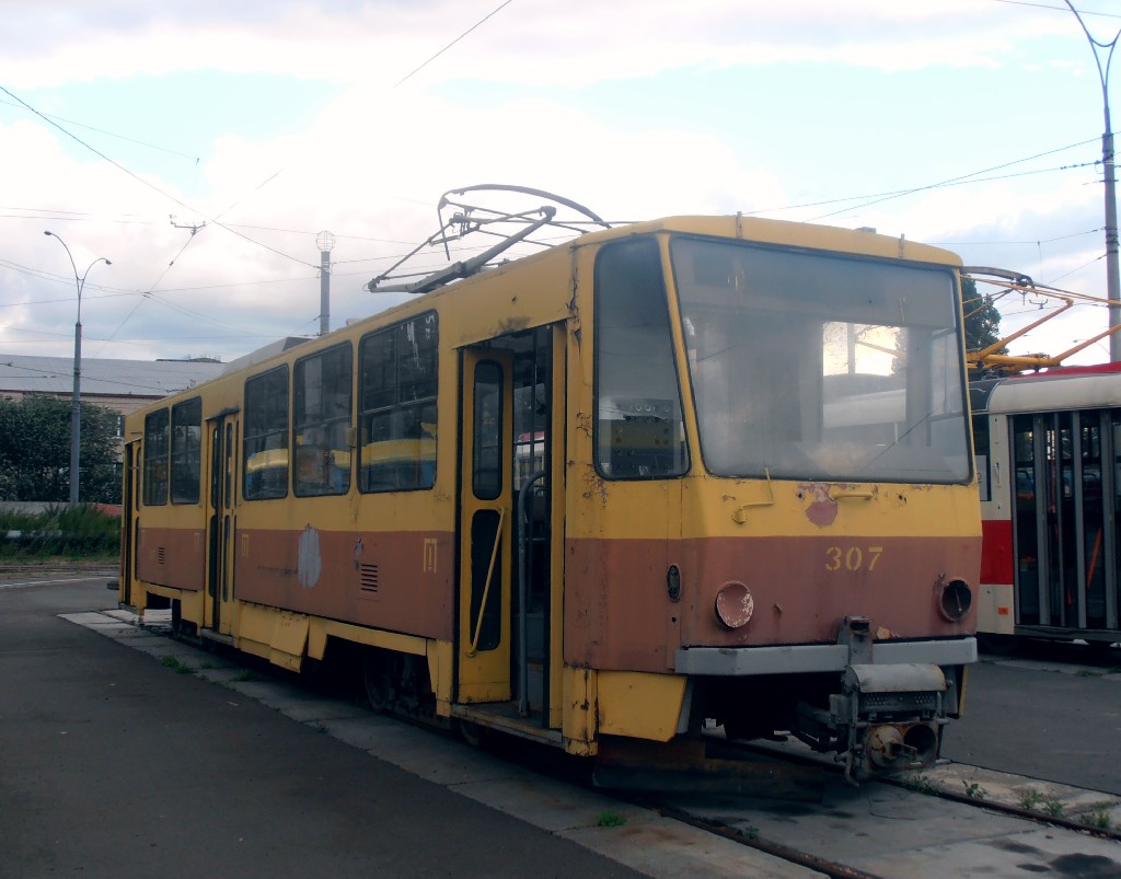 Kiev, Tatra T6B5SU Nr. 307
