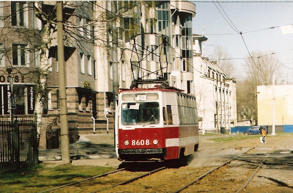 Sankt Petersburg, LM-68M Nr. 8608