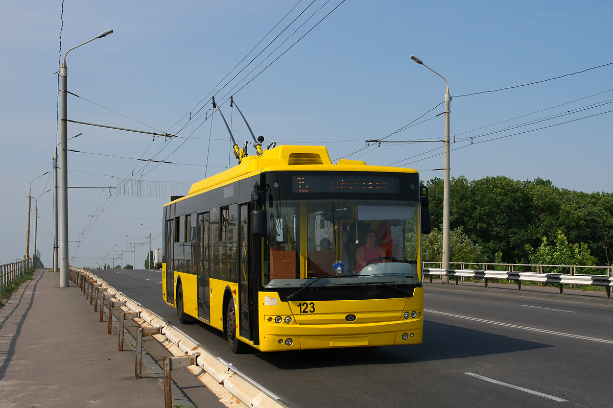 Полтава, Богдан Т70110 № 123