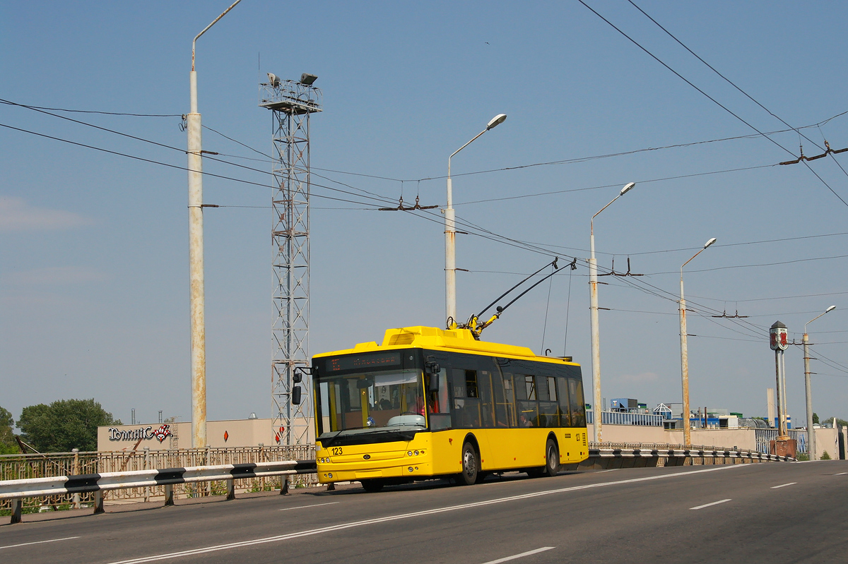 Полтава, Богдан Т70110 № 123