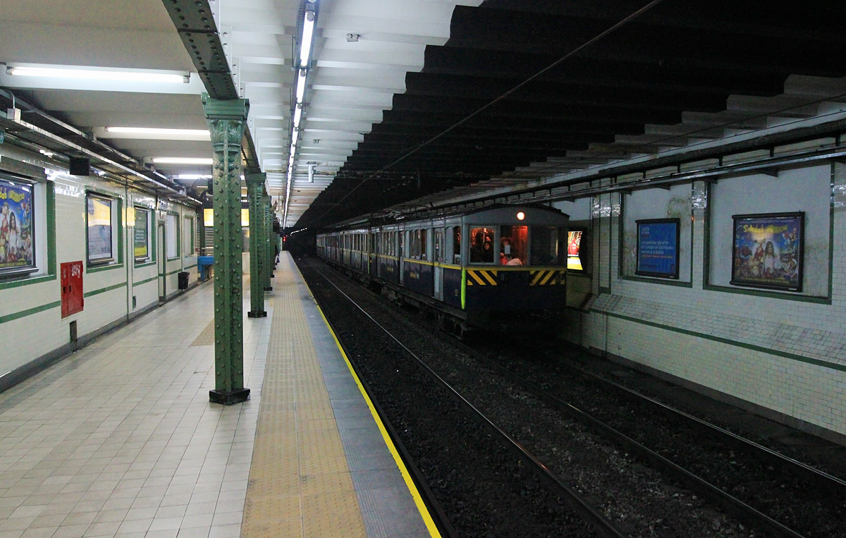 Буэнос-Айрес, La Brugeoise serie II № 52; Буэнос-Айрес — Метрополитен — линия A