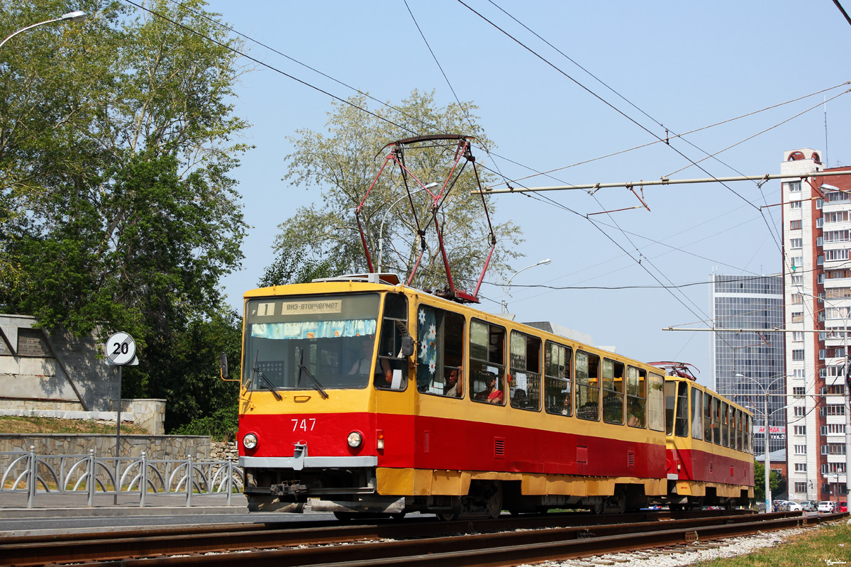 Екатеринбург, Tatra T6B5SU № 747