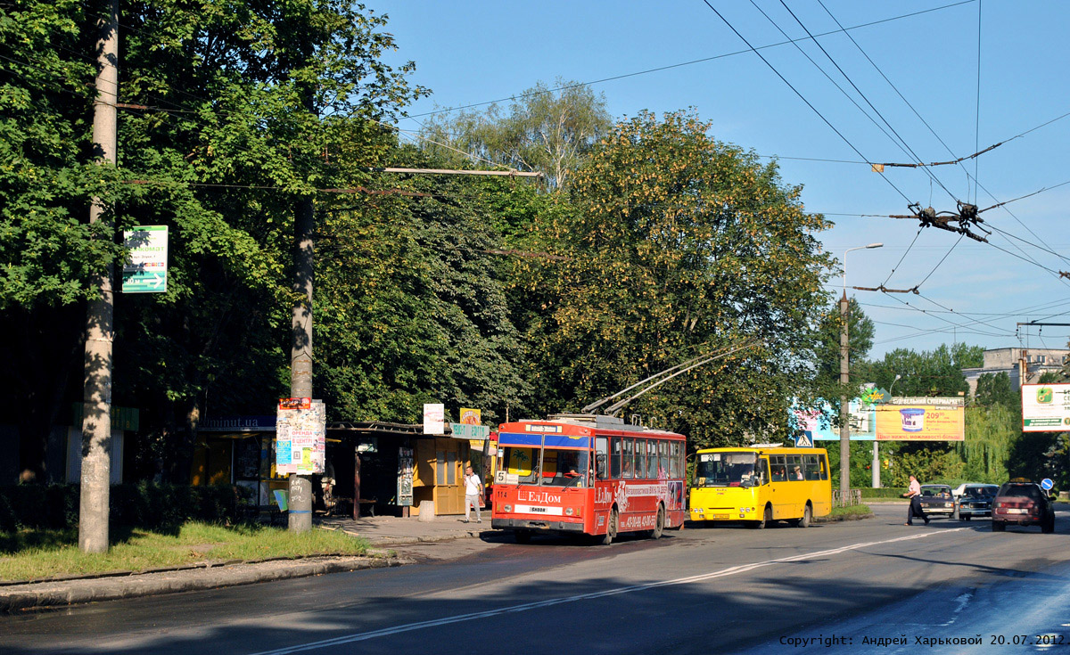Тернополь, Škoda 14Tr89/6 № 114