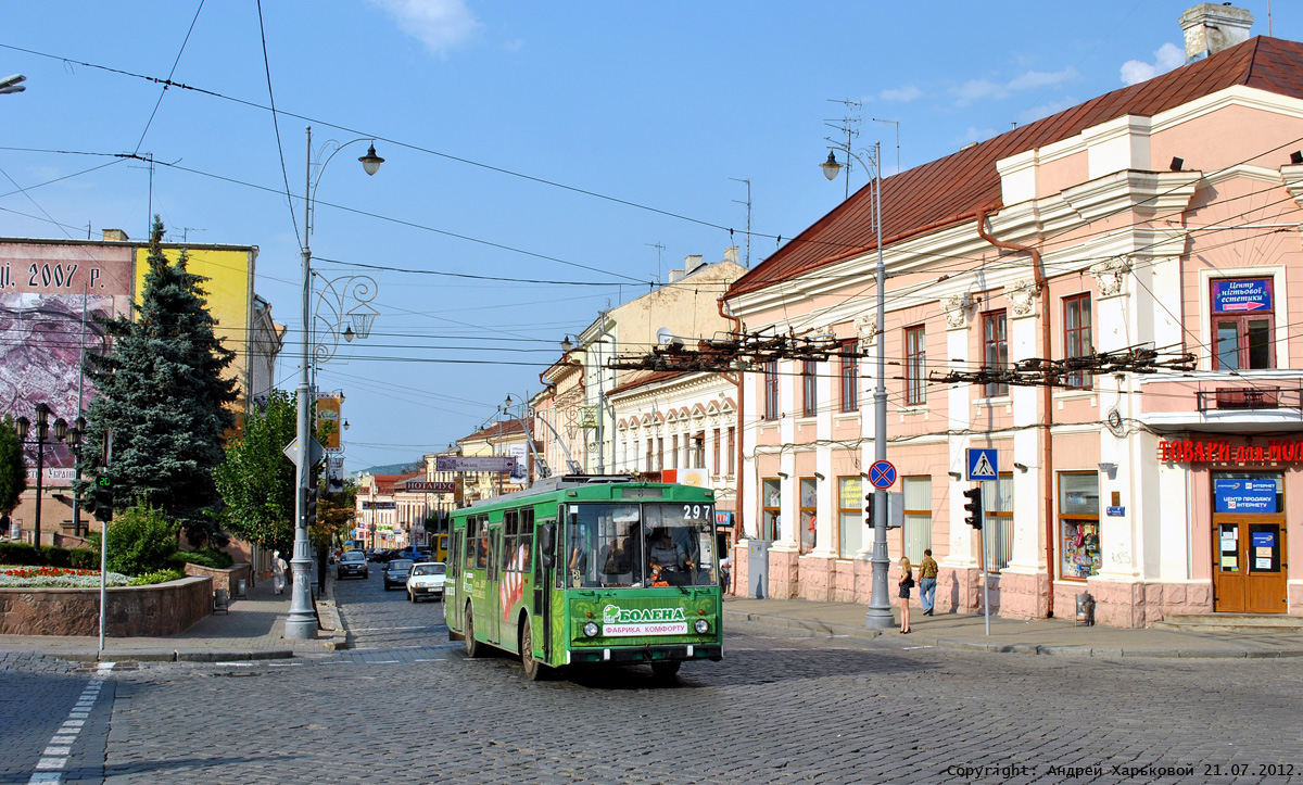 Czerniowce, Škoda 14Tr89/6 Nr 297