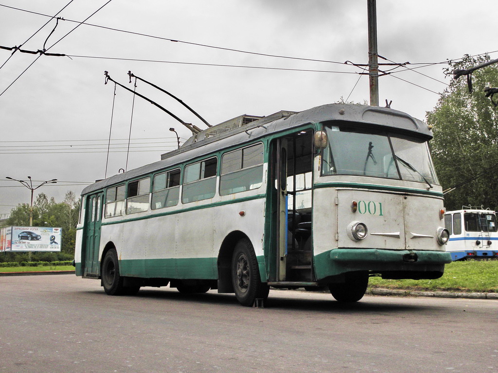 Rivne, Škoda 9Tr19 # 001