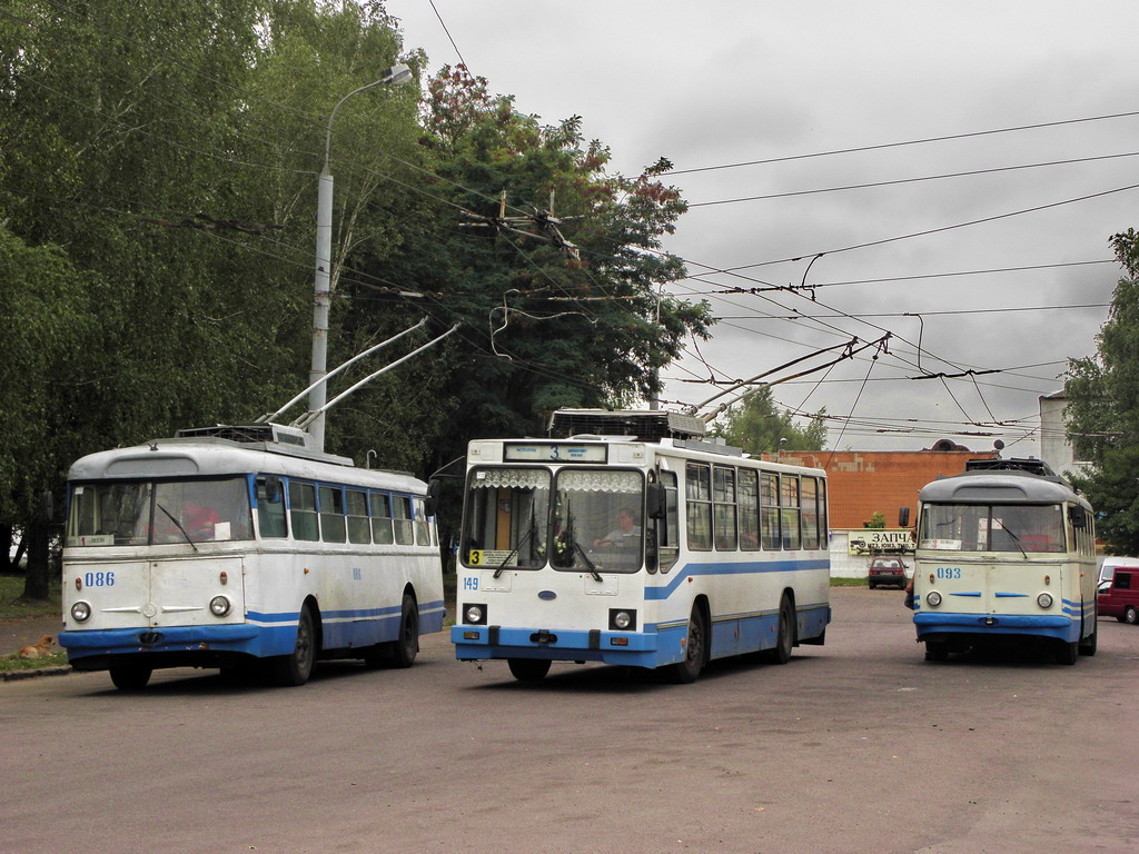 Rovno, YMZ T2 — 149; Rovno, Škoda 9TrH27 — 086; Rovno, Škoda 9TrH27 — 093
