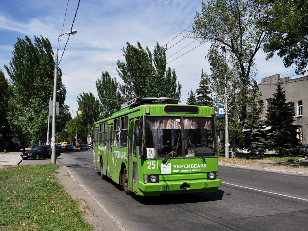 Макеевка, ЮМЗ Т2 № 251