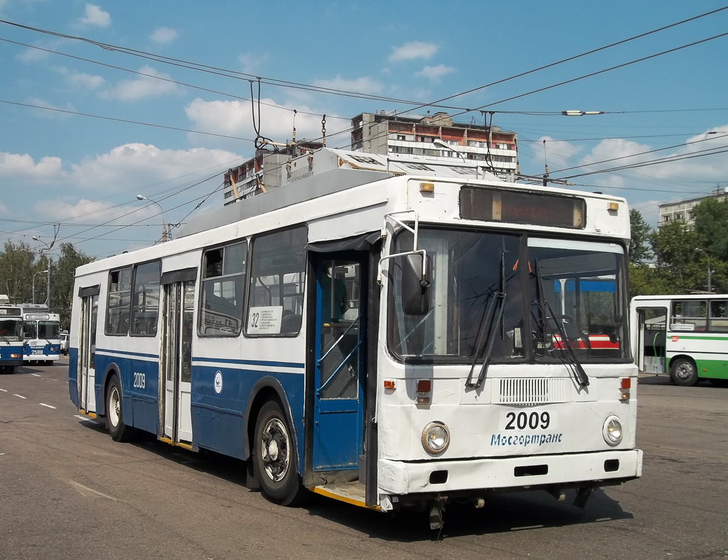 Москва, МТрЗ-6223-0000010 № 2009
