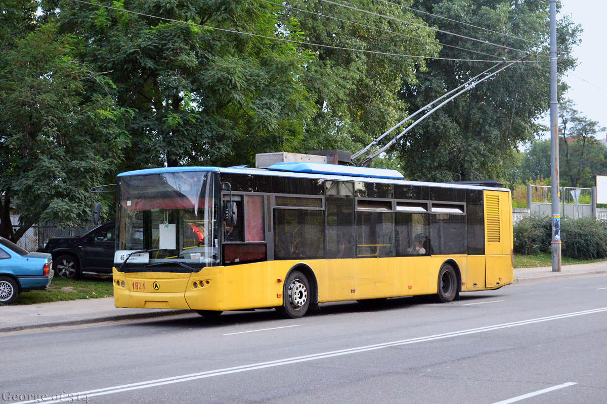 Kijev, LAZ E183D1 — 1921