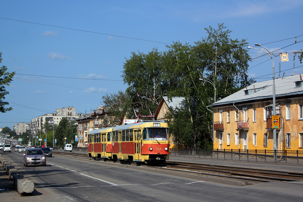 Yekaterinburg, Tatra T3SU (2-door) Br. 069