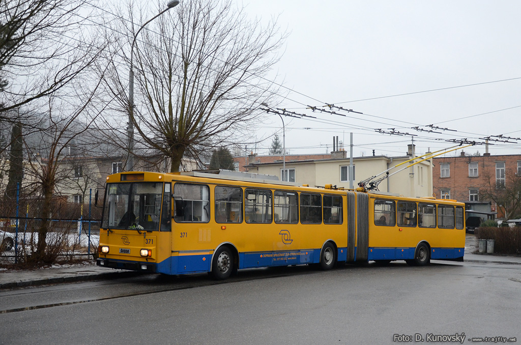 Злин, Škoda 15Tr02/6 № 371
