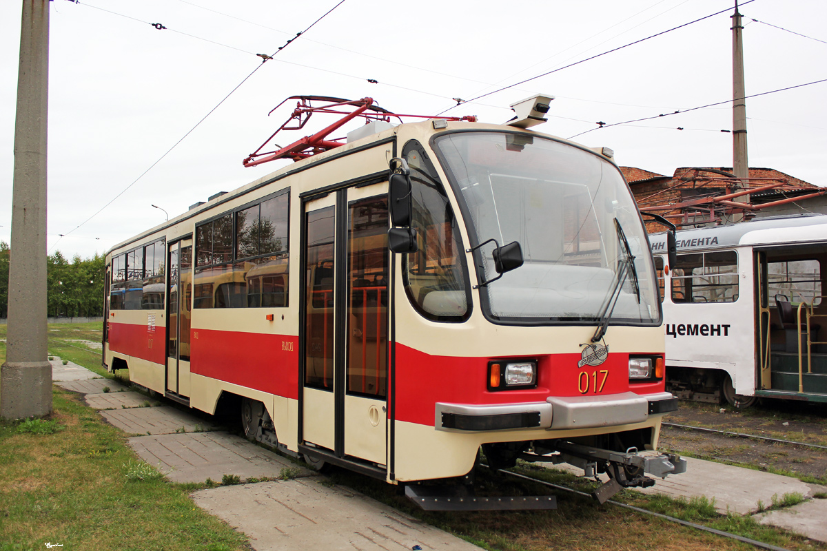 Екатеринбург, 71-405 № 017