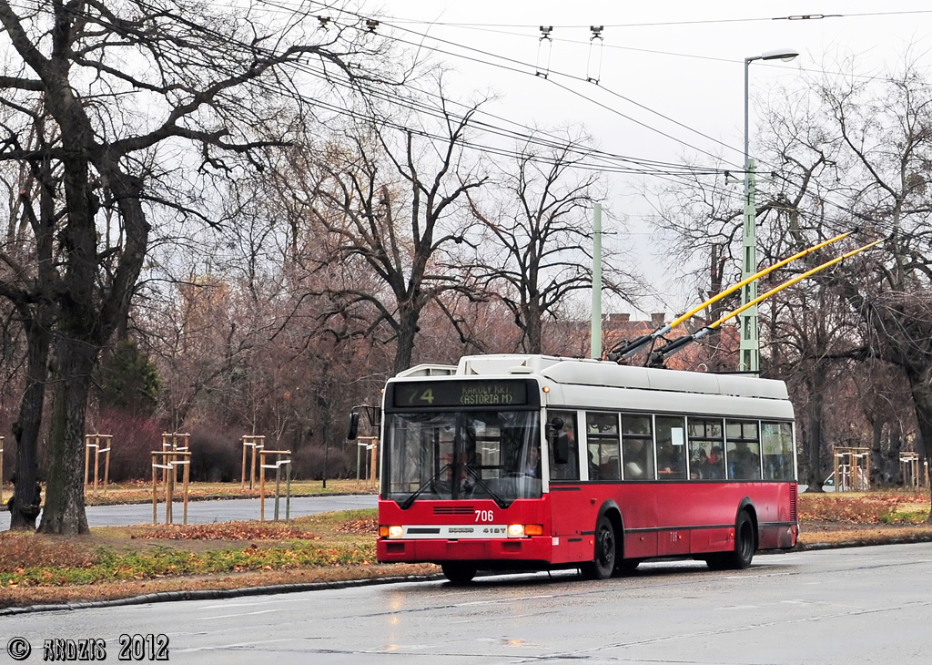 Будапешт, Ikarus 412.81 № 706