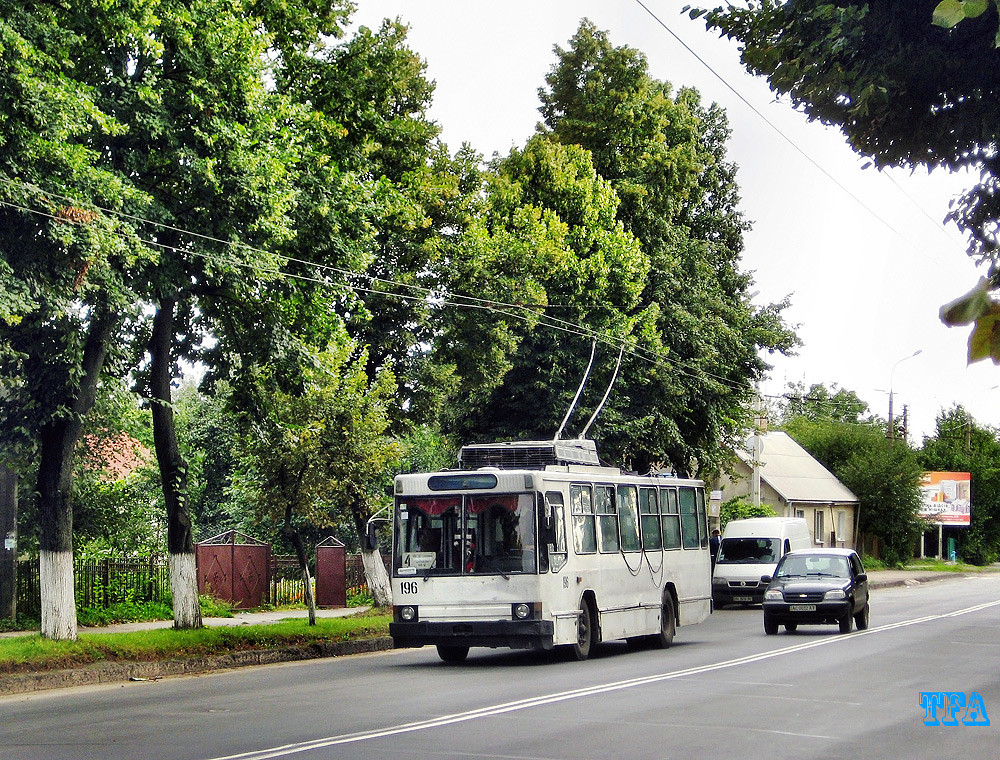 Луцк, ЮМЗ Т2 № 196 Луцк, ЮМЗ Т2 № 196