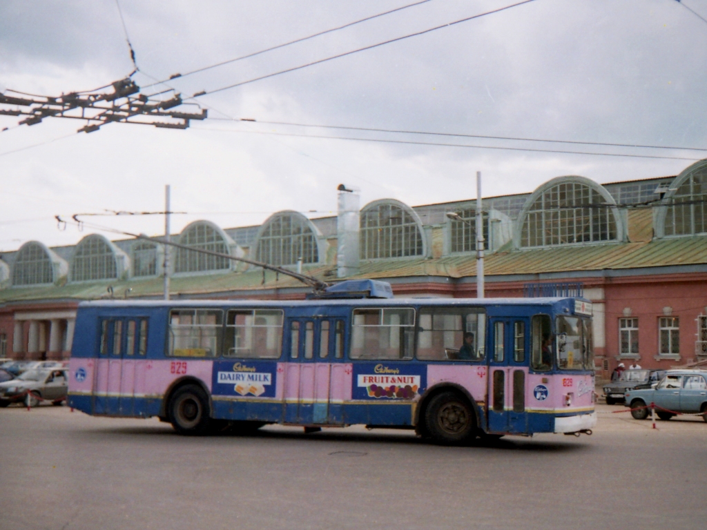სამარა, ZiU-682V [V00] № 829; სამარა — Historical photos — Tramway and Trolleybus (1992-2000)