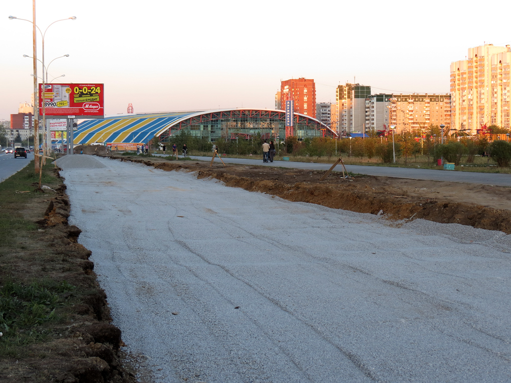 Jekaterinburga — The construction of a tram line along the street Fucik