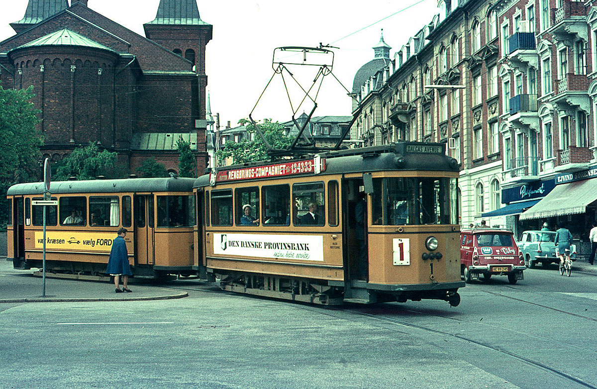 Århus, KS 2-axle motor car # 1; Århus, Scandia 2-axle trailer car # 51; Århus — Old Photos