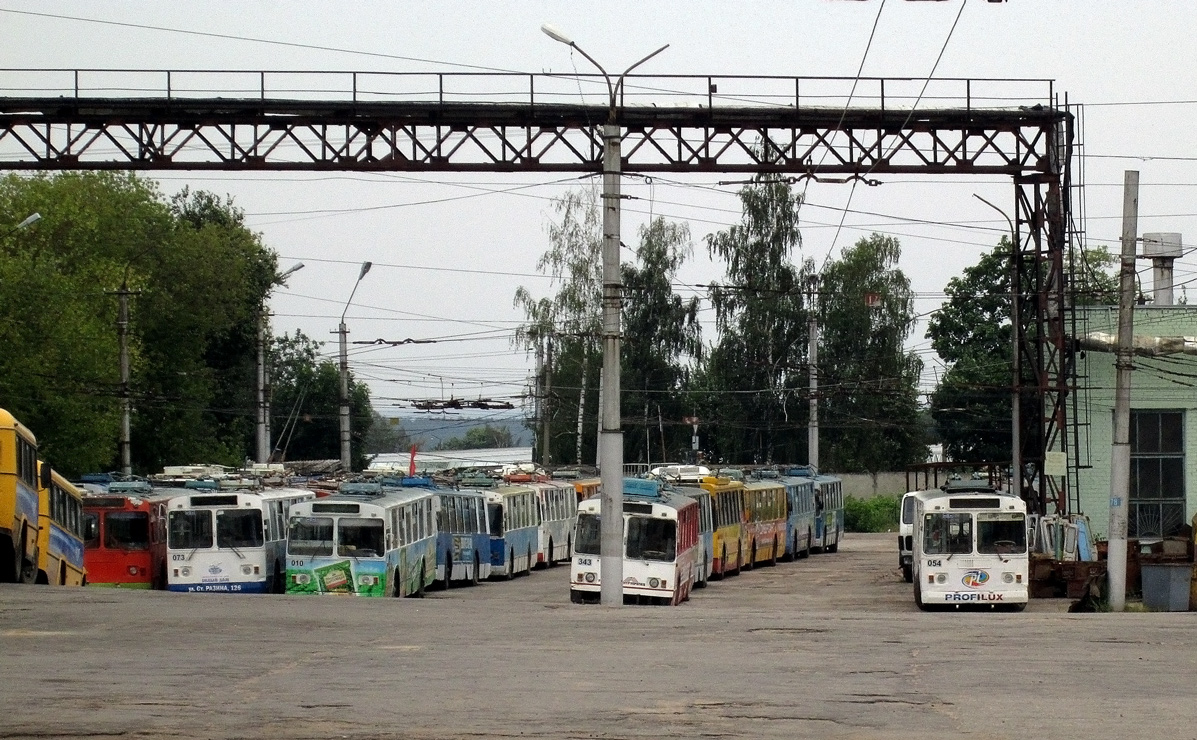 Калуга, ЗиУ-682Г [Г00] № 073; Калуга, ЗиУ-682В-012 [В0А] № 010; Калуга, ЗиУ-682 «Калуга» № 343; Калуга, ЗиУ-682Г [Г00] № 054; Калуга — Разные фотографии