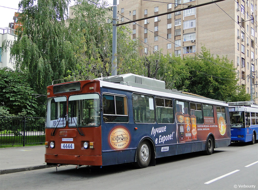 Москва, ЗиУ-682ГМ1 (с широкой передней дверью) № 4444