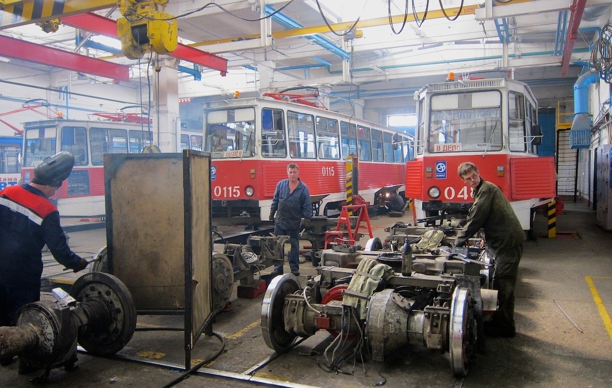 Набережные Челны, 71-605 (КТМ-5М3) № 0115; Набережные Челны — Территория депо