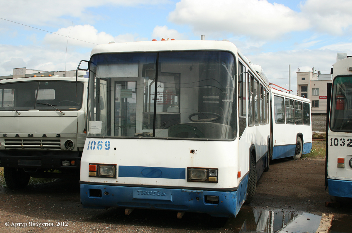 Уфа, ЗиУ-6205М № 1069