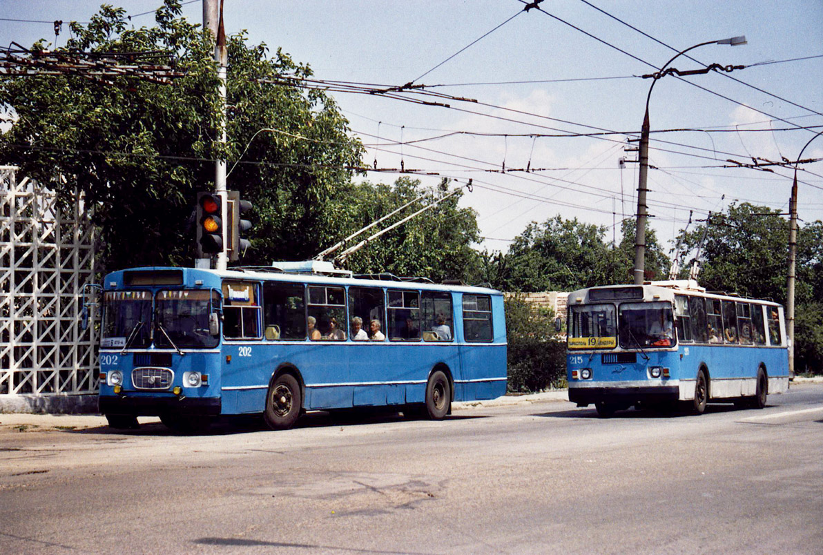 Тирасполь, ЗиУ-682Г [Г00] № 202; Тирасполь, ЗиУ-682Г [Г00] № 215