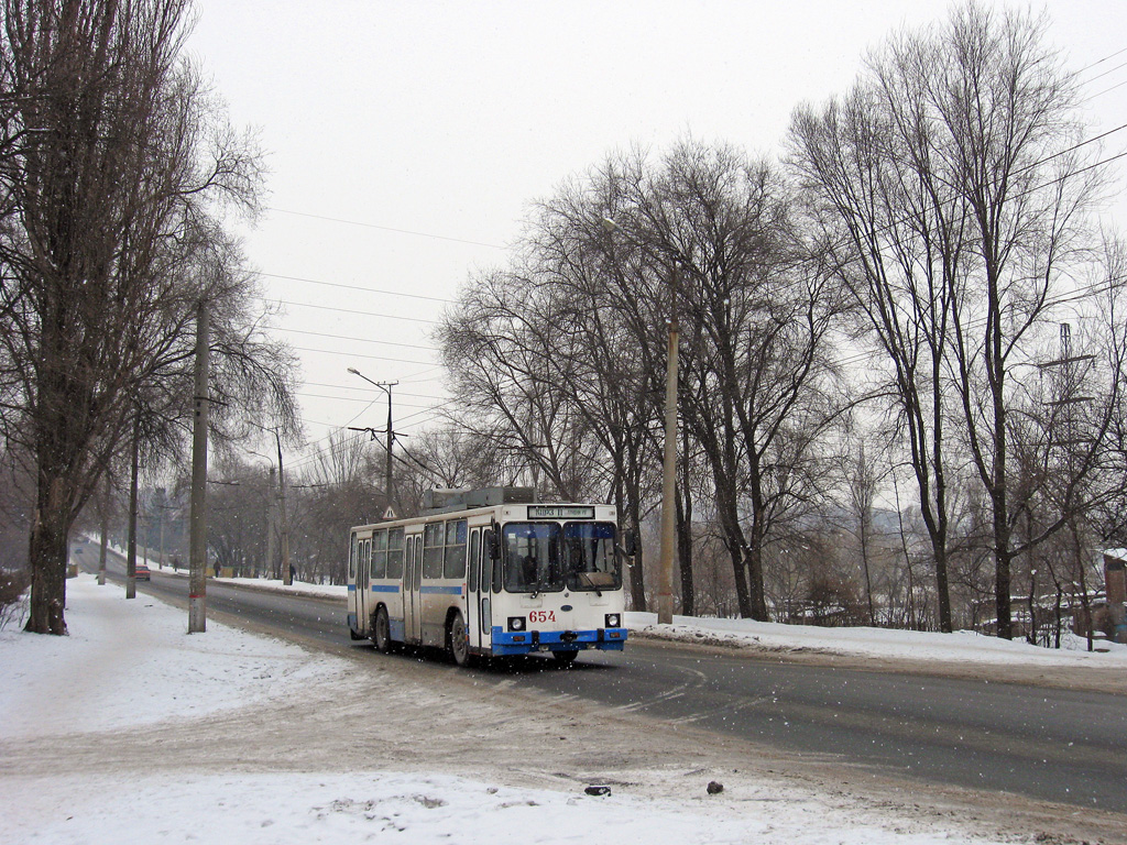 Кривой Рог, ЮМЗ Т2 мод. 7 № 654