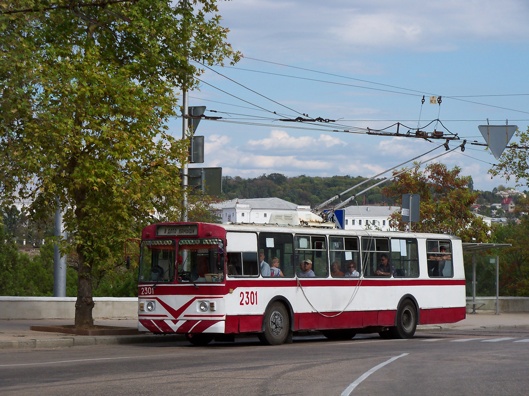 Севастополь, ЗиУ-682В [В00] № 2301