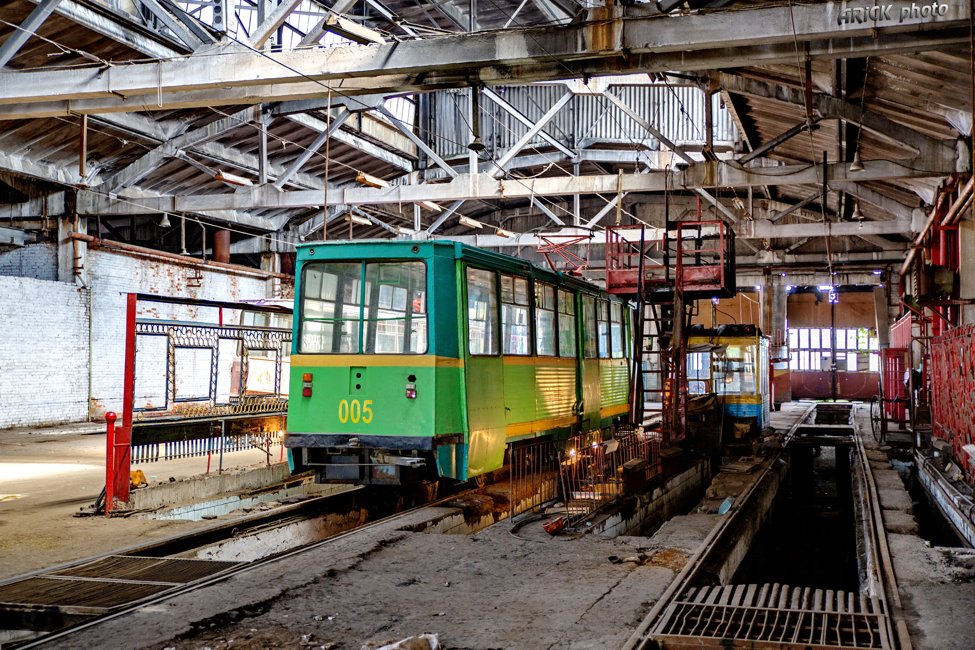 Konsztantinovka, 71-605 (KTM-5M3) — 005