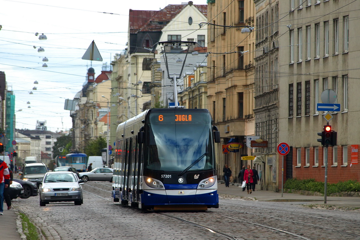Ryga, Škoda 15T ForCity Alfa Riga nr. 57201