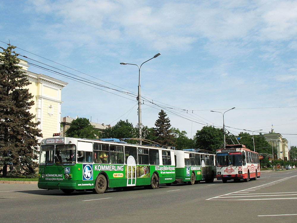 Донецк, ЗиУ-682В-012 [В0А] № 2170; Донецк, ЮМЗ Т2 № 2028