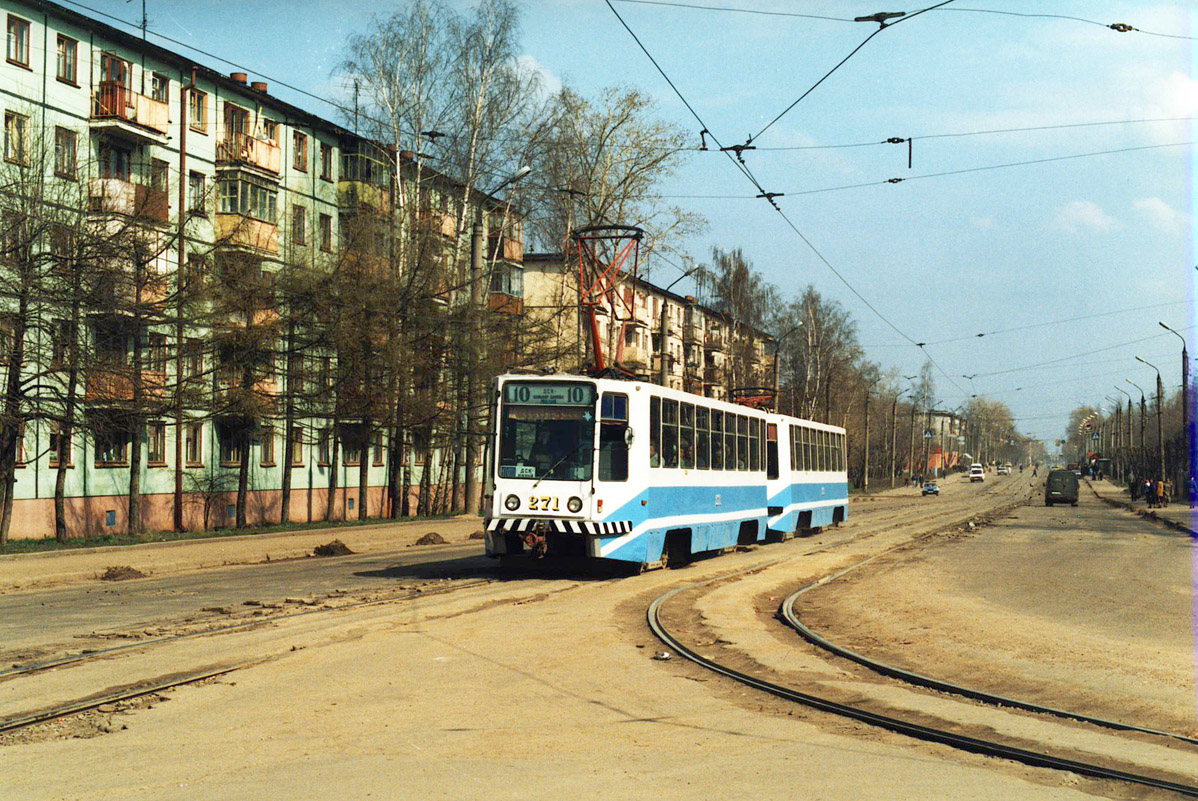 Тверь, 71-608К № 271; Тверь, 71-608К № 272; Тверь — Тверской трамвай на рубеже XX и XXI вв. (2000 — 2001 гг.); Тверь — Трамвайные линии: Московский район