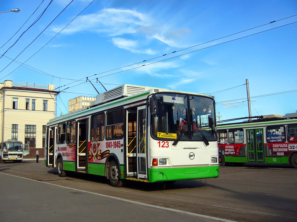 Тула, ЛиАЗ-5280 № 123