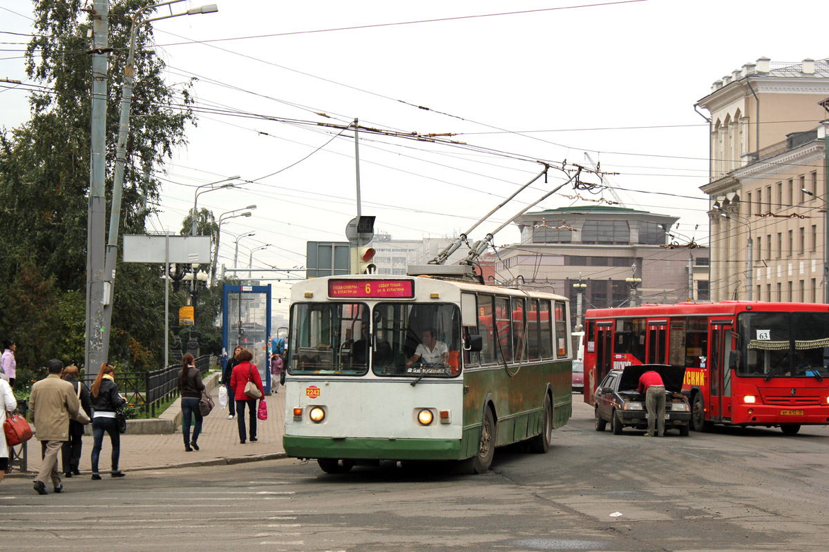 Казань, ЗиУ-682В-012 [В0А] № 2242