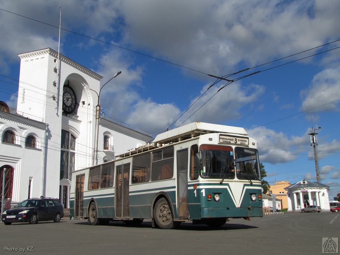 Великий Новгород, ЗиУ-682 КР Иваново № 1