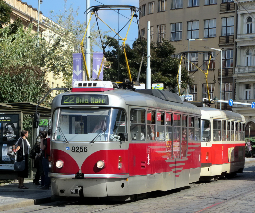 Прага, Tatra T3R.PLF № 8256