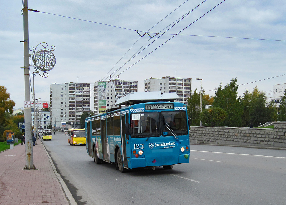 Екатеринбург, ЗиУ-682 КР Иваново № 123