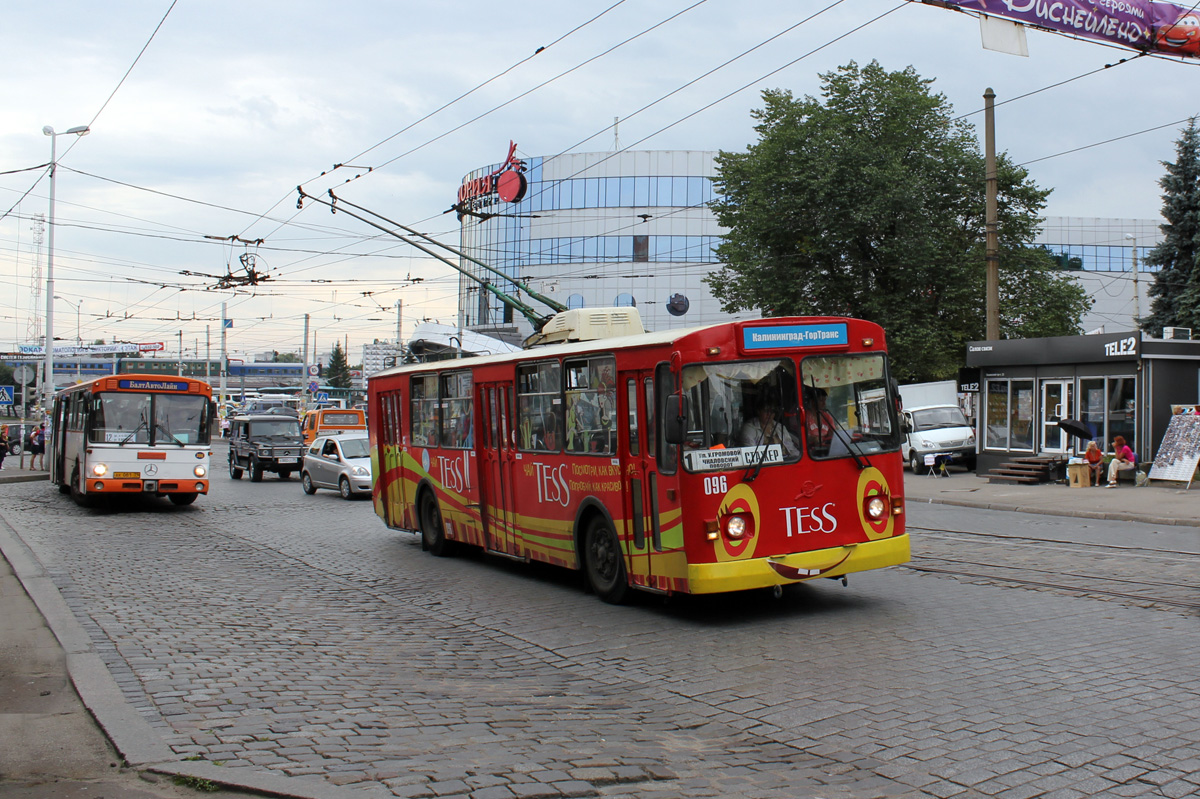 Калининград, ЗиУ-682В № 096