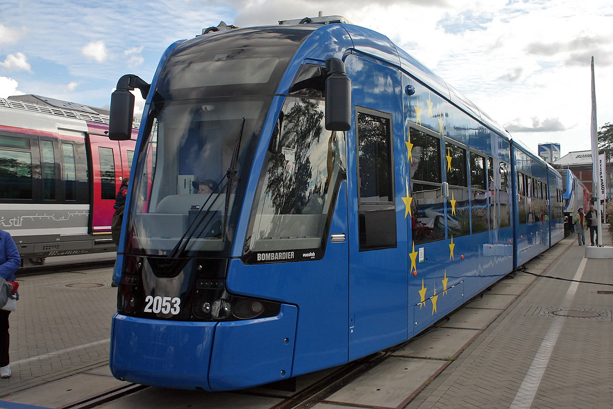 Краков, Bombardier NGT8 № 2053; Берлин — InnoTrans 2012