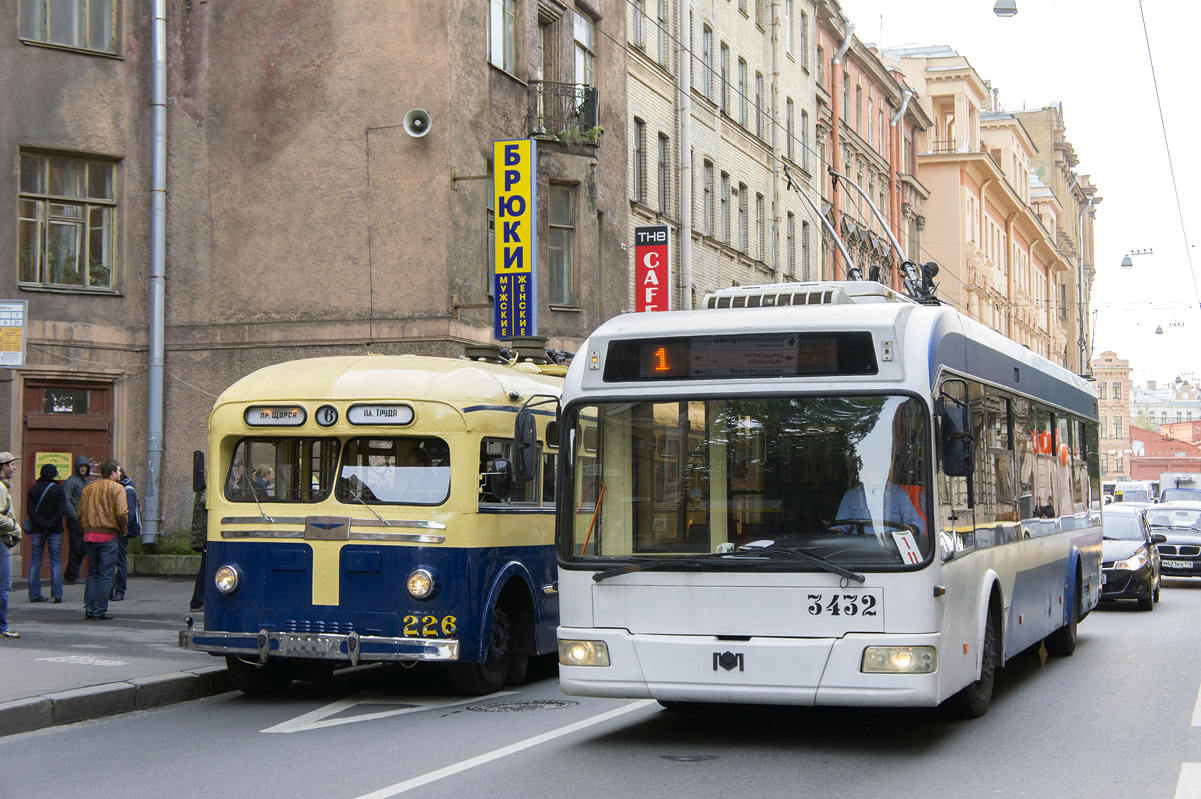 Санкт-Петербург, БКМ 32100C № 3432