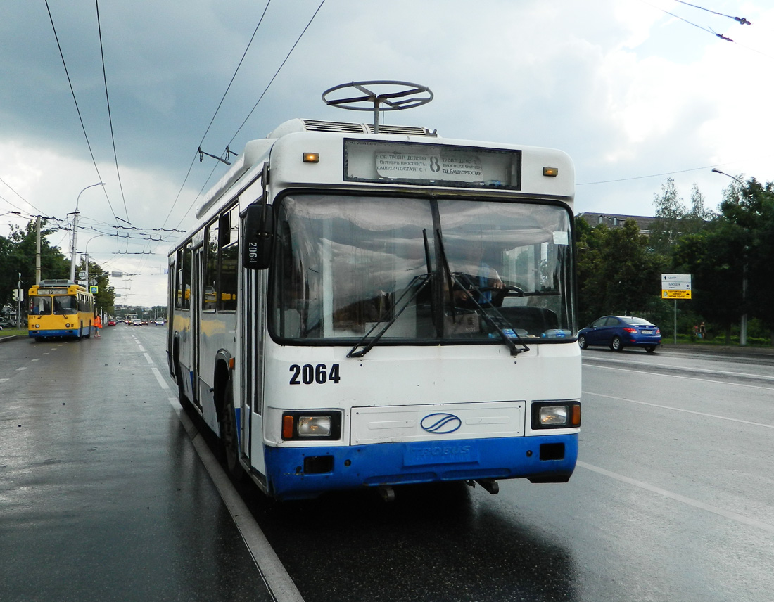 Уфа, БТЗ-52761Р № 2064